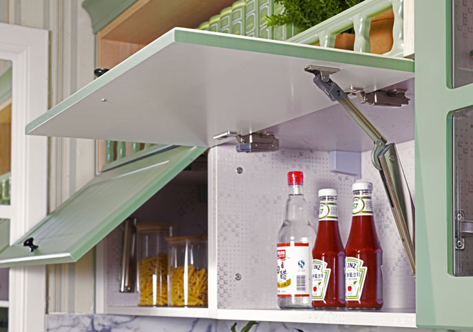 GREEN LIGHT SUMMER Kitchen Cabinets