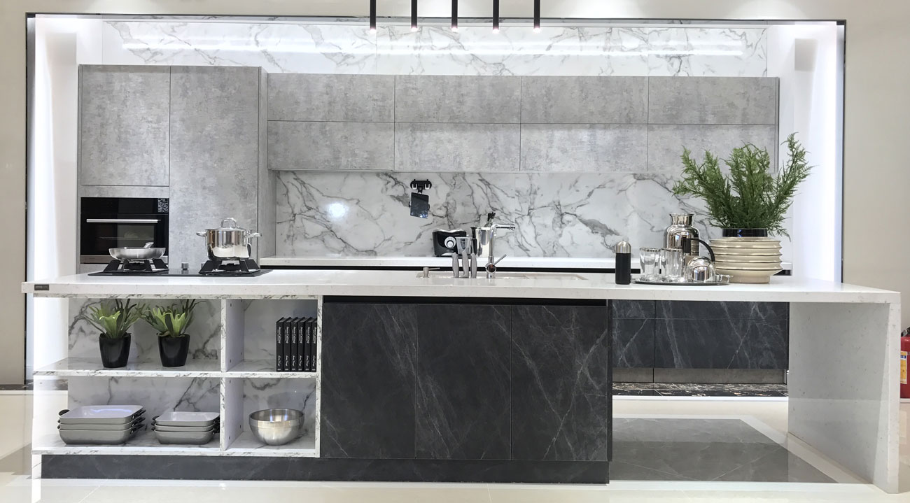 LEFT BANK STARS Kitchen Cabinets
