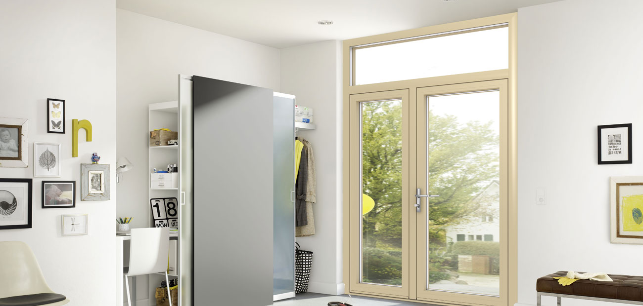 EMPEROR Vertical Hinged Door