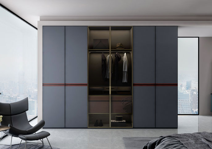 SIMPLIFIED Wardrobe