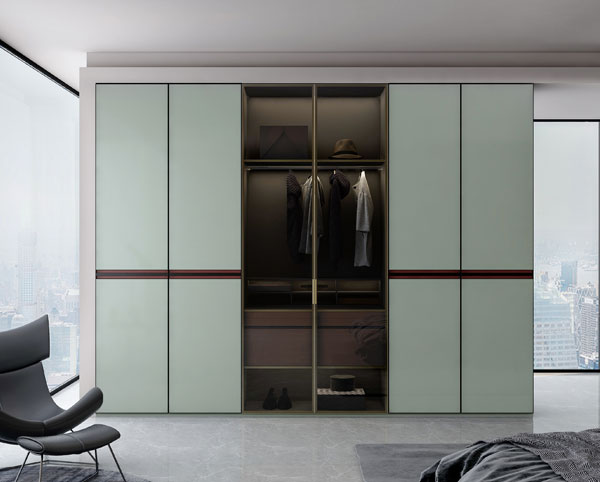 SIMPLIFIED Wardrobe