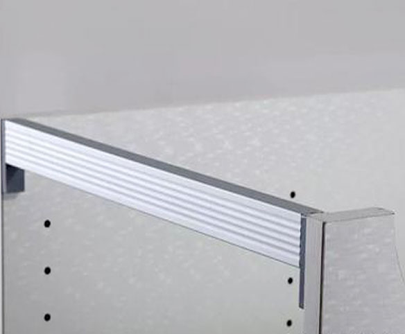 Aluminum crossbar