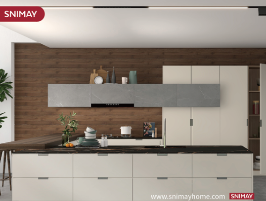 Custom_Kitchen_Cabinets_VS_Stock_01.png